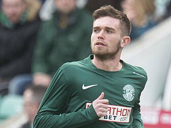 Dundalk snap up former Hiberni...